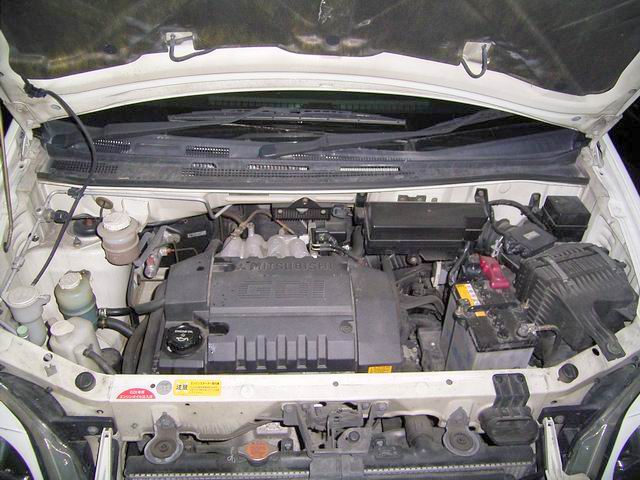 1999 Mitsubishi Mirage Images