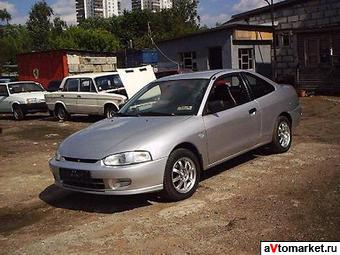 1999 Mitsubishi Mirage Pictures