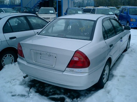 1999 Mitsubishi Mirage Pictures