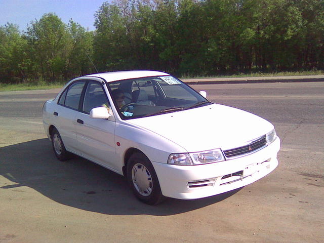 1999 Mitsubishi Mirage