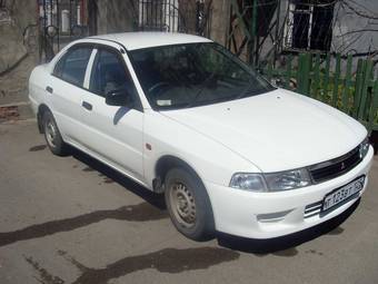 1999 Mitsubishi Mirage