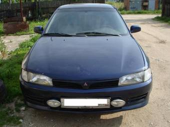 1999 Mitsubishi Mirage Pictures