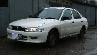 1999 Mitsubishi Mirage Pictures