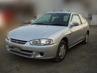 2000 Mitsubishi Mirage