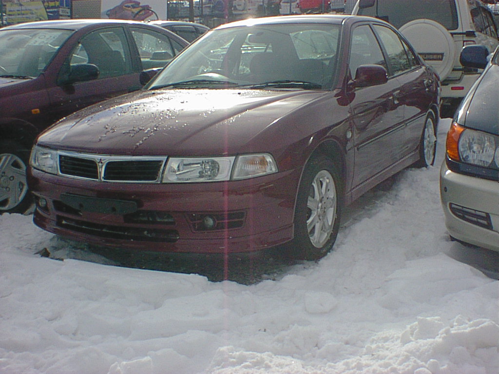 2000 Mitsubishi Mirage
