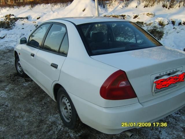 2000 Mitsubishi Mirage