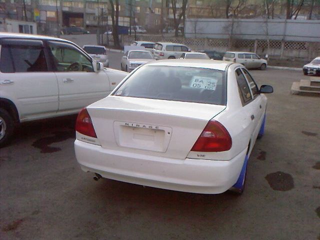 2000 Mitsubishi Mirage