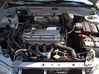 2000 Mitsubishi Mirage Photos