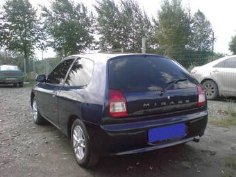 2000 Mitsubishi Mirage Photos