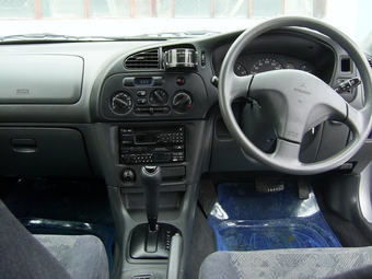 2001 Mitsubishi Mirage