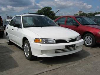 2001 Mitsubishi Mirage