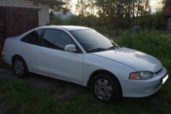 2002 Mitsubishi Mirage Photos