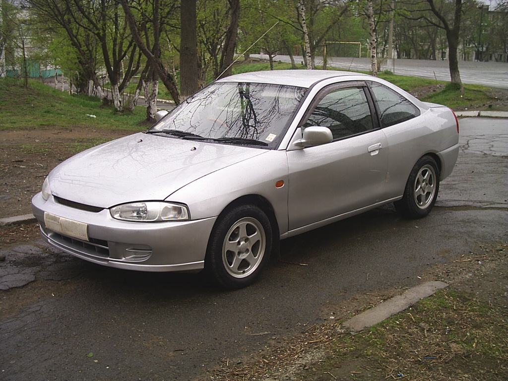 1998 Mitsubishi Mirage Asti