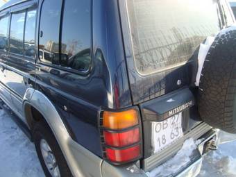 1995 Mitsubishi Montero Photos