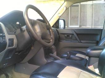 2000 Mitsubishi Montero Pictures