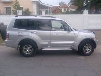 2000 Mitsubishi Montero For Sale