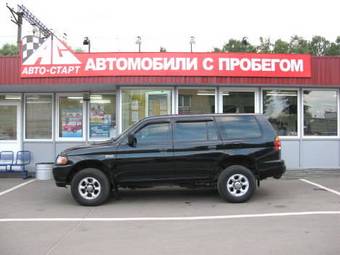 2000 Mitsubishi Montero Pictures