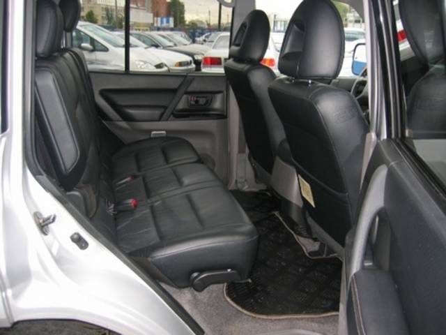 2001 Mitsubishi Montero
