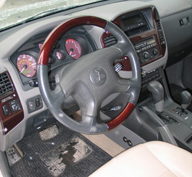 2001 Mitsubishi Montero Photos