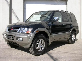 2001 Mitsubishi Montero Pictures