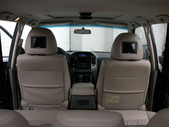 2001 Mitsubishi Montero Pictures