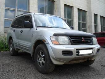 2001 Mitsubishi Montero Pictures