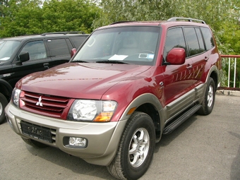 2002 Mitsubishi Montero
