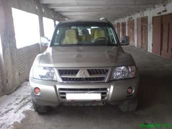 2002 Mitsubishi Montero