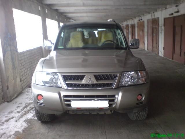 2002 Mitsubishi Montero