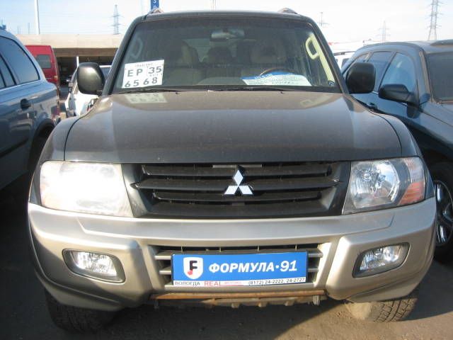 2002 Mitsubishi Montero