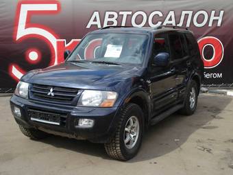2002 Mitsubishi Montero Pictures