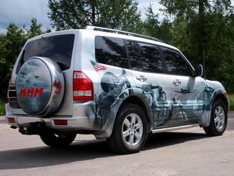 2002 Mitsubishi Montero Pictures