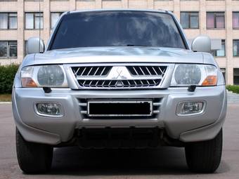 2002 Mitsubishi Montero For Sale
