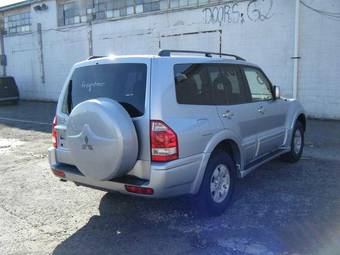 2004 Mitsubishi Montero For Sale