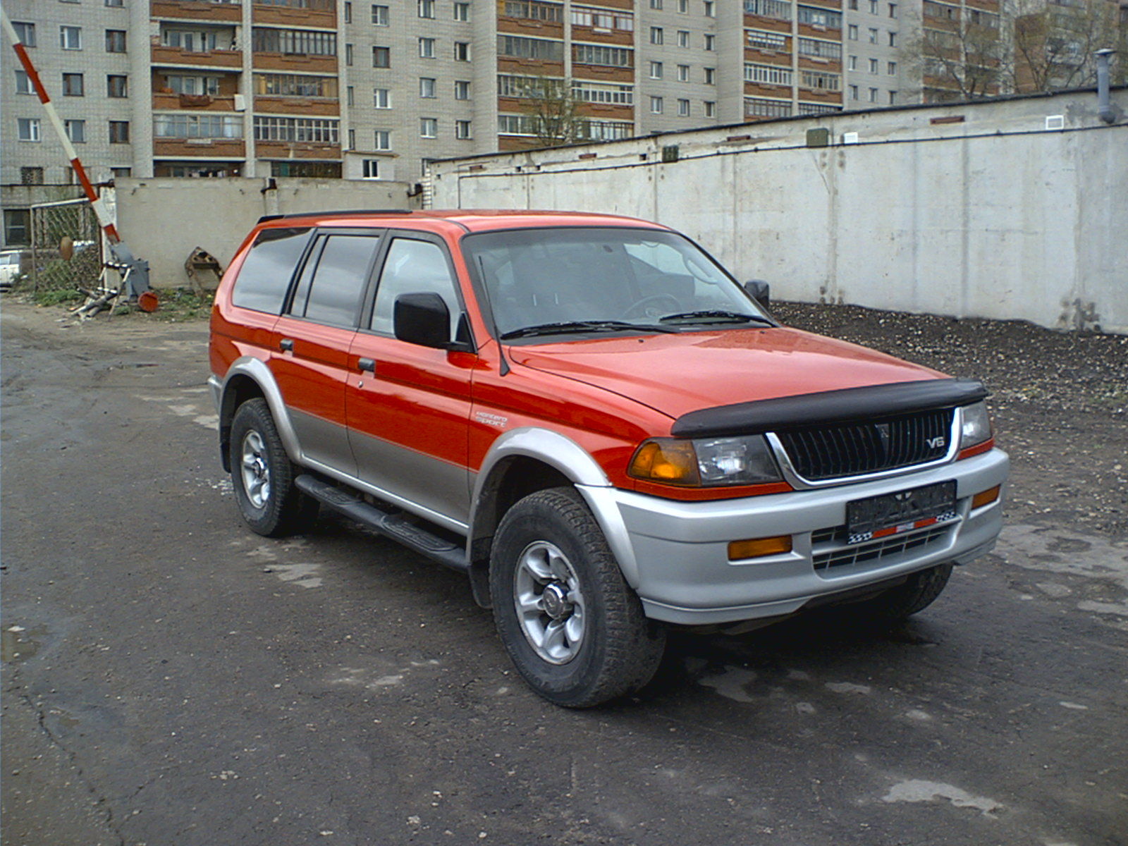 1997 Mitsubishi Montero Sport