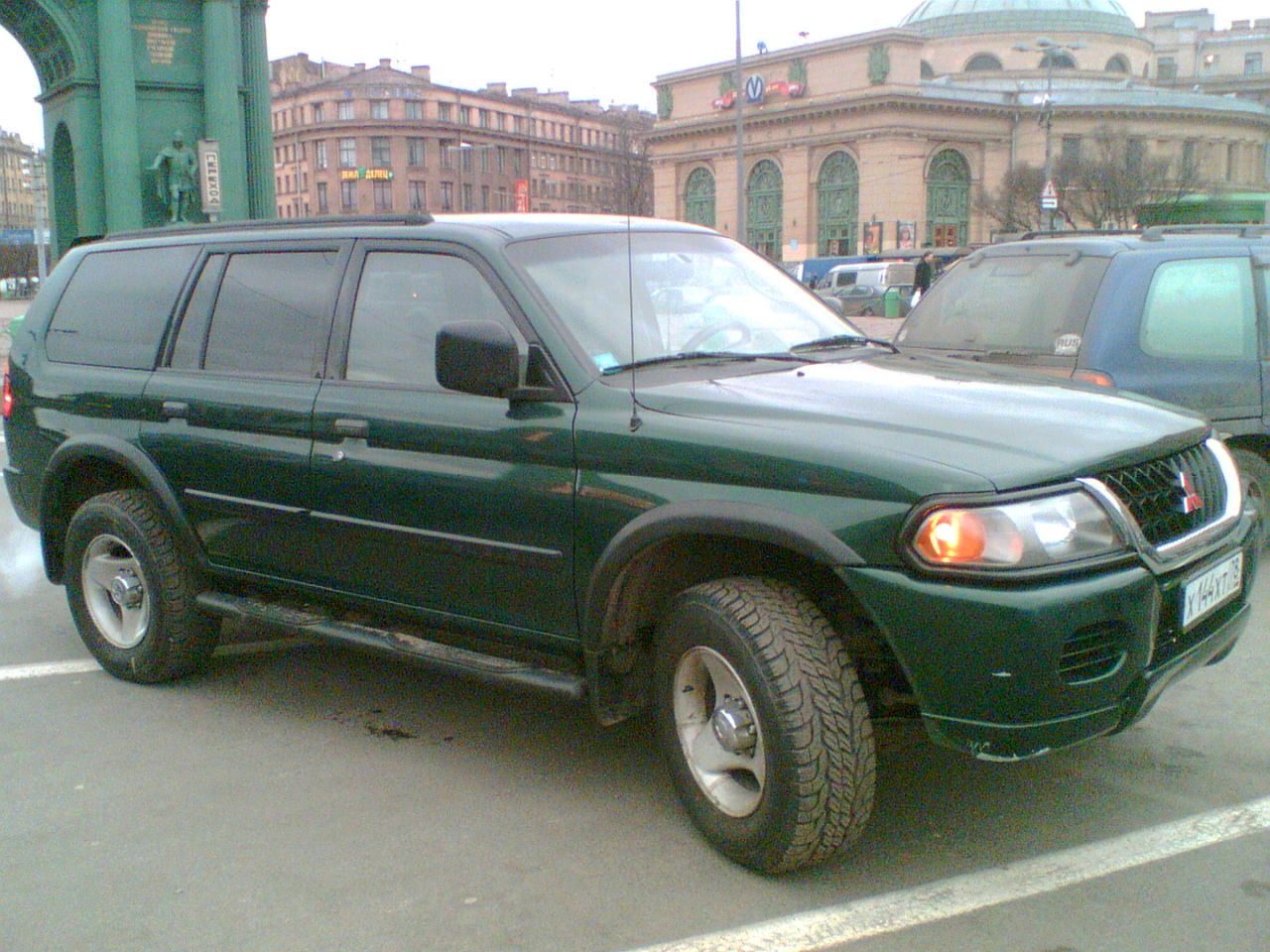 2000 Mitsubishi Montero Sport