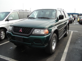 2000 Mitsubishi Montero Sport