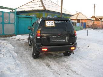 2000 Mitsubishi Montero Sport Pics