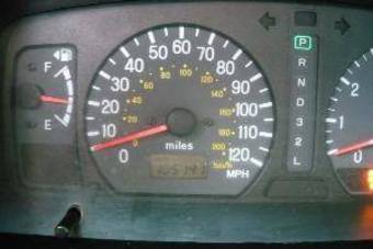 2000 Mitsubishi Montero Sport Pics