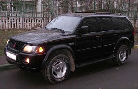 2001 Mitsubishi Montero Sport
