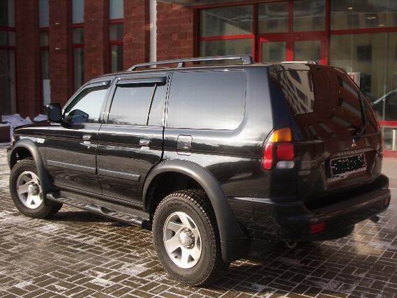 2001 Mitsubishi Montero Sport