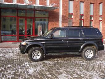 Mitsubishi Montero Sport