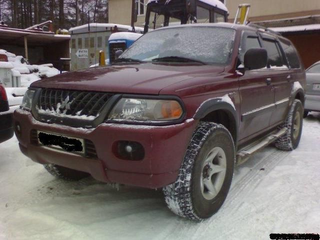 2001 Mitsubishi Montero Sport
