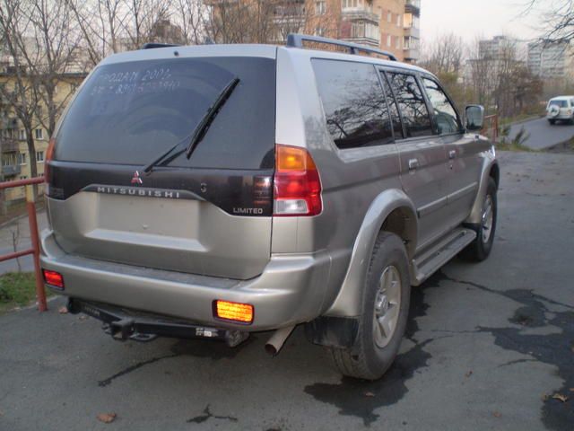 2001 Mitsubishi Montero Sport