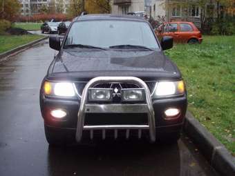 2001 Mitsubishi Montero Sport