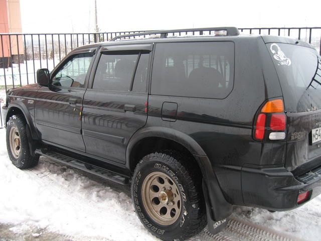 2001 Mitsubishi Montero Sport