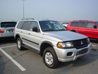 2002 Mitsubishi Montero Sport