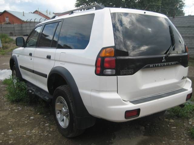 2002 Mitsubishi Montero Sport