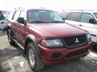 2002 Mitsubishi Montero Sport