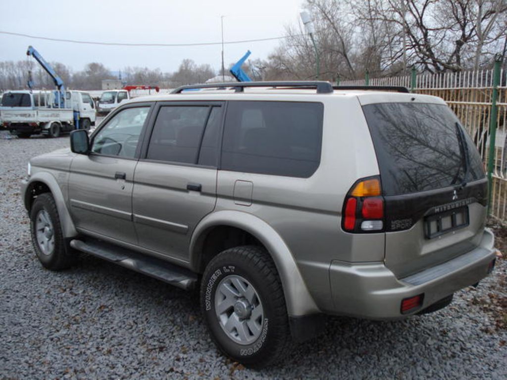 2002 Mitsubishi Montero Sport